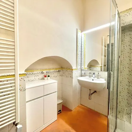 Chiostro D'oro, Il Benessere Nel Centro Citta アパート